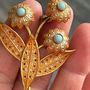 SPAIN damascene Gold and Blue Floral Brooch 🥳